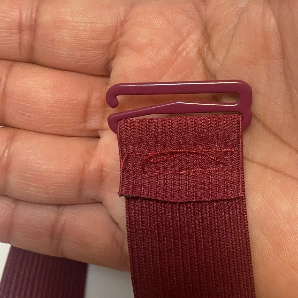 🌺3X$25🌺Burgundy Elastic